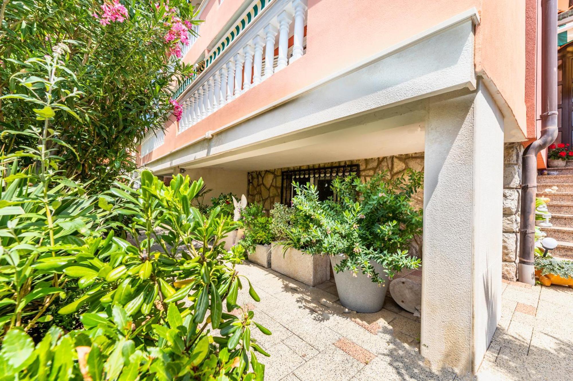 באסקה Apartments Nadica מראה חיצוני תמונה